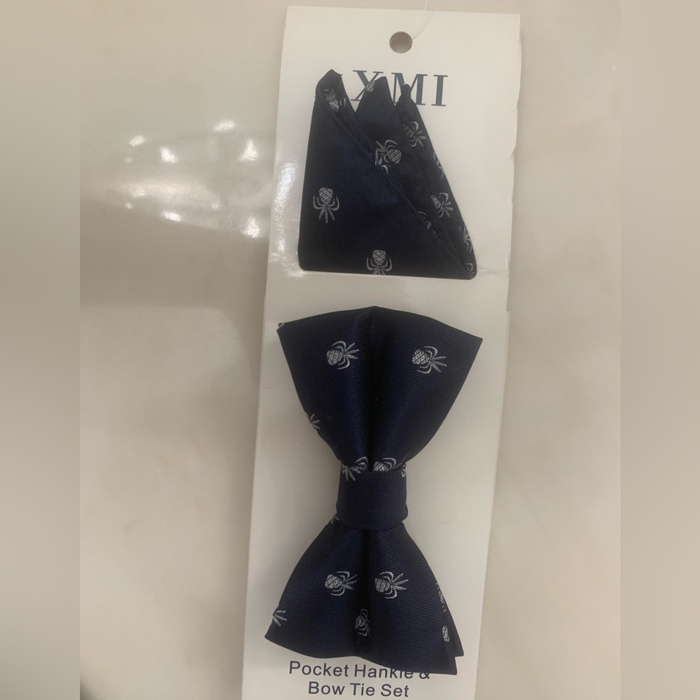 XMI Pocket Hankie & Bow Tie Set - Navy & White Pineapple Print NWT